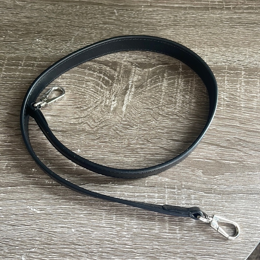 Louis Vuitton Black Leather Shoulder Strap